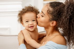 4 Hal Yang Perlu Disiapkan Untuk Merawat Bayi Yang Baru Lahir